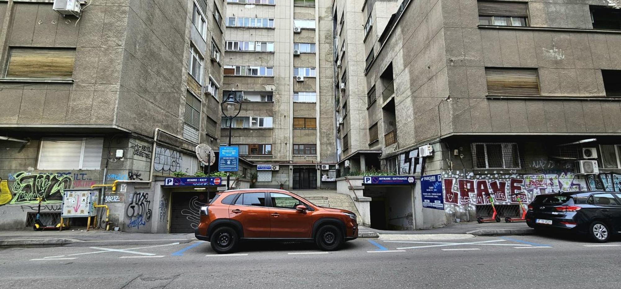 Tantra Studio 1 Conta Universitate Bukarest Eksteriør billede